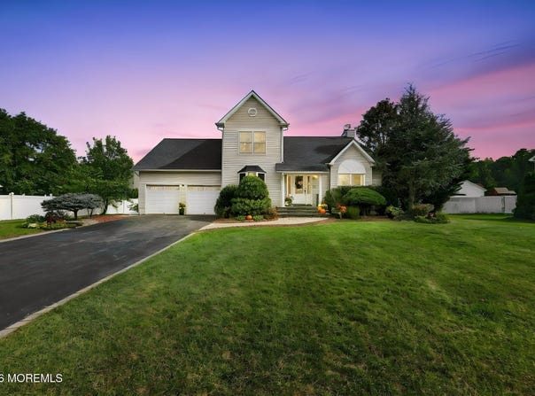 221 Jon Street, Old Bridge, NJ 08857