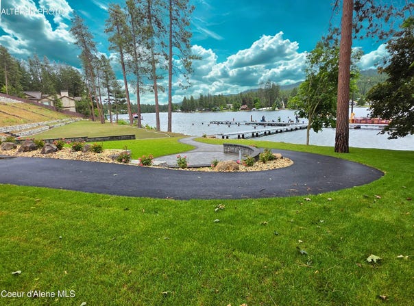 2826 E Ravine Dr, Post Falls, ID 83854