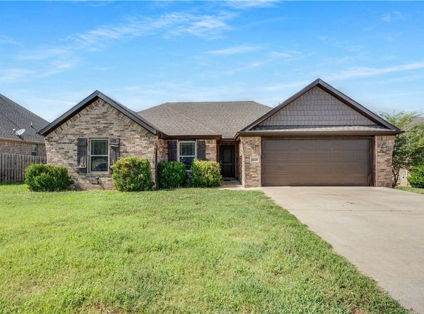 1410 Abbey Lane, Centerton, AR 72719