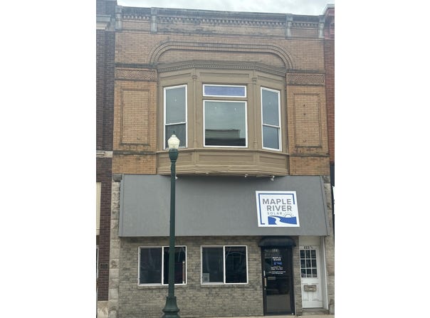 223 W Main St, Cherokee, IA 51012
