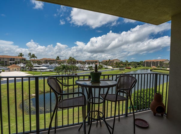 901 SEAFARER Circle, Jupiter, FL 33477