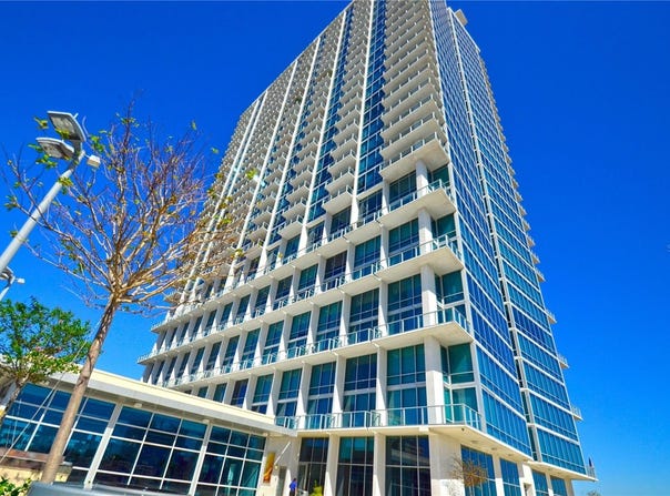 150 E ROBINSON Street, ORLANDO, FL 32801