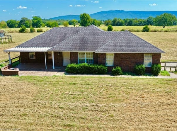24401 Brazil Creek LOOP, Shady Point, OK 74956