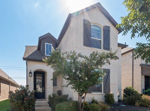 852 Trailside Ln, Argyle, TX 76226