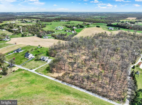 4192 EVERGREEN Road, FELTON, PA 17322