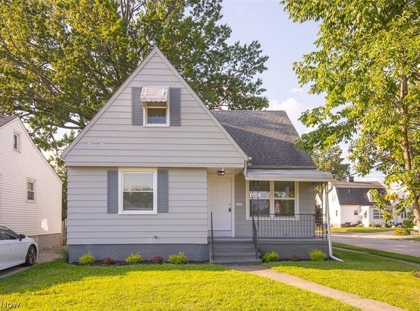 6615 Gilbert Avenue, Parma, OH 44129
