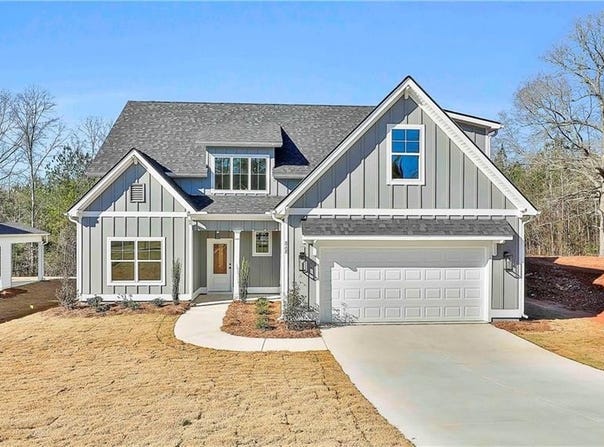 868 Asheton Drive, Opelika, AL 36801