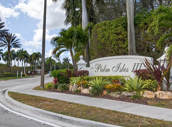 7676 Springwater Place, Boynton Beach, FL 33437