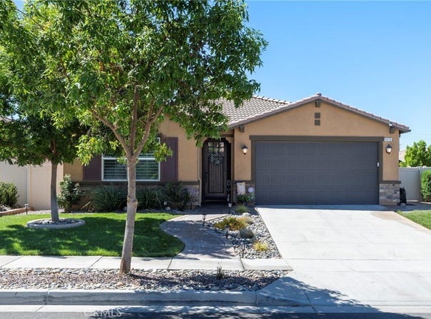 1476 Wicklow, Redlands, CA 92374