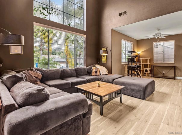 2061 Vintage, Escondido, CA 92027