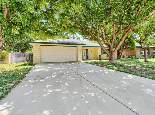 3305 CLABERN Drive, Amarillo, TX 79121