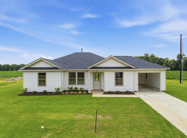 25 FOXCHASE Dr, Mason, TN 38049