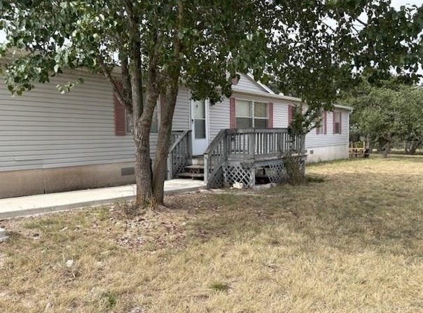 36 Crossing Dr, Harper, TX 78631
