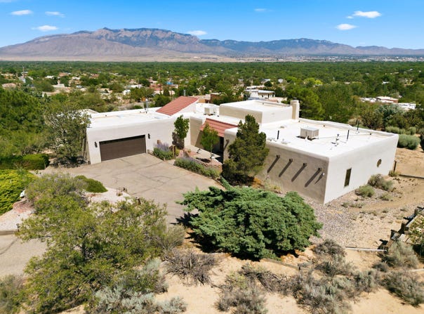 489 El Rey Drive, Corrales, NM 87048