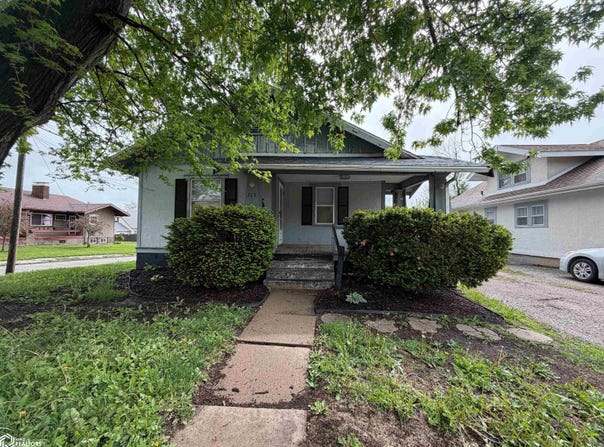 313 N Haynes Avenue, Centerville, IA 52544