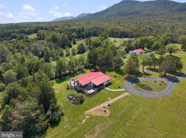 50 ROLLING VALLEY Lane, FRONT ROYAL, VA 22630