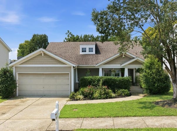 1857 Brookmeadow Ln, Hermitage, TN 37076-1393