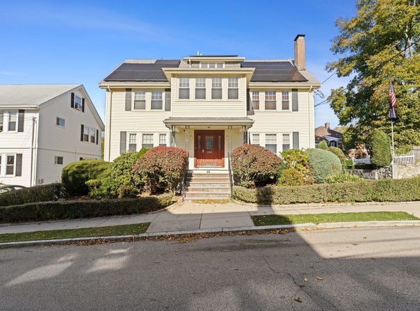 48 Trapelo St B, Boston, MA 02135