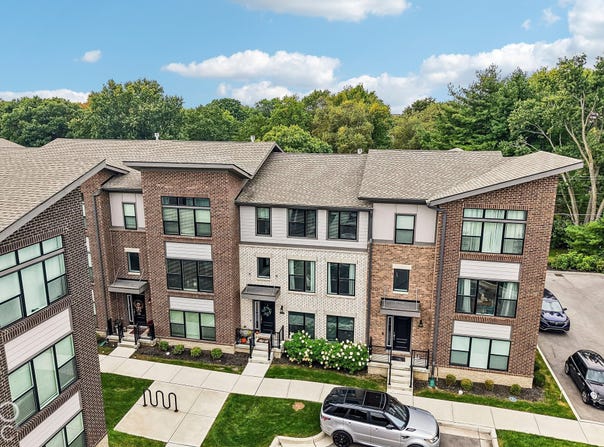 11566 Fulham Street, Carmel, IN 46032