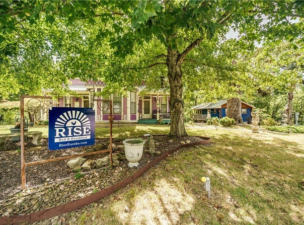 104 Wall Street, Eureka Springs, AR 72632