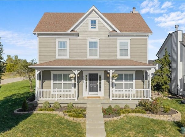 1270 SW ARBOR PARK Drive, Lee's Summit, MO 64082