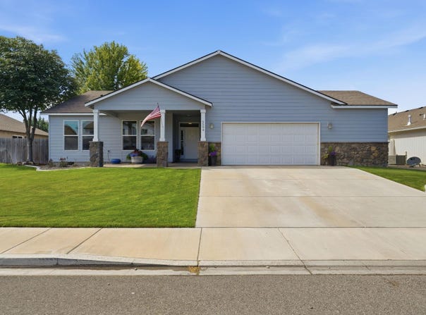 5504 Coolidge Ct, Pasco, WA 99301