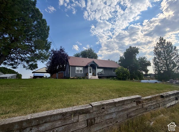 662 E ONEIDA St, Preston, ID 83263