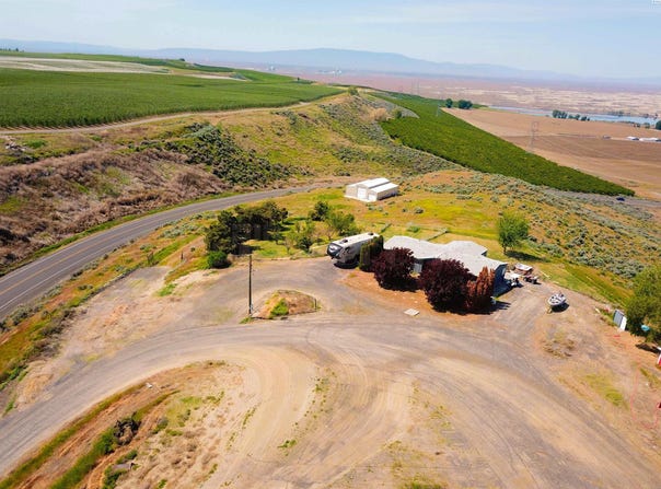 4732 Ringold Road, Eltopia, WA 99330-9728