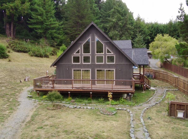 494 Indianola Cutoff Road, Eureka, CA 95503