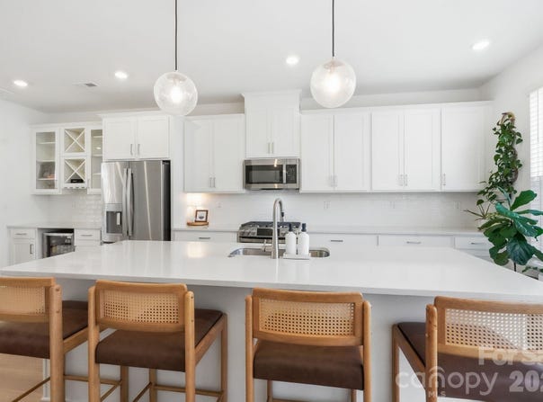 215 Tamala Street, Davidson, NC 28036