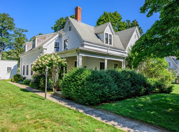 340 Main Street, Centerville, MA 02632