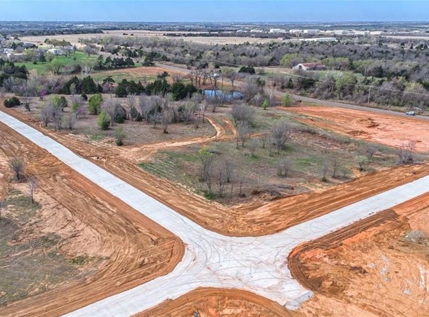 2152 Cattle Drive, Guthrie, OK 73044