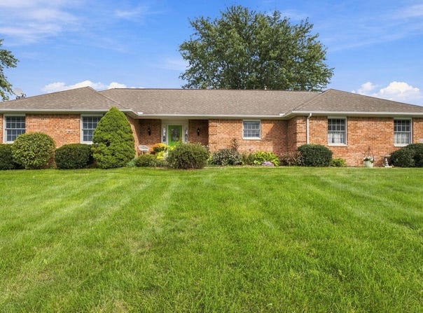 6100 Mast Road, Dexter, MI 48130