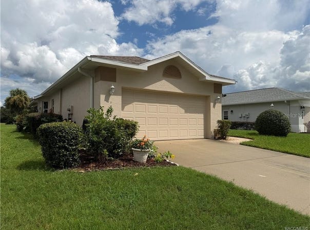 1802 W SHANELLE Path, LECANTO, FL 34461