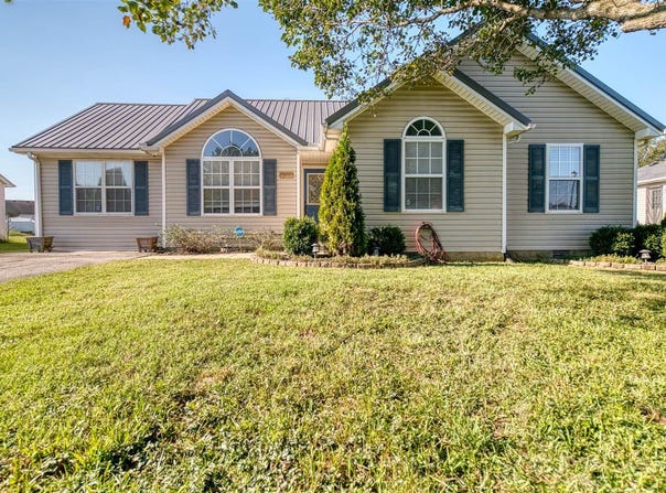 372 Moonlite Avenue, Bowling Green, KY 42101