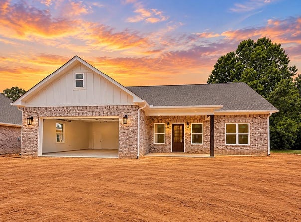 3482 Walsh Road, Belden, MS 38826