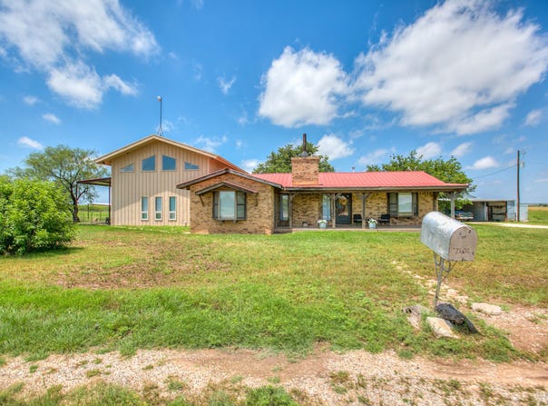 2602 Fm2111, Ballinger, TX 76821