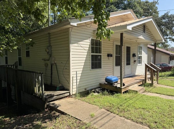 504 A&B N Brewer St, PARIS, TN 38242