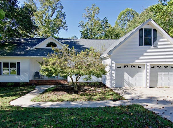 206 Petty Road, Seneca, SC 29672