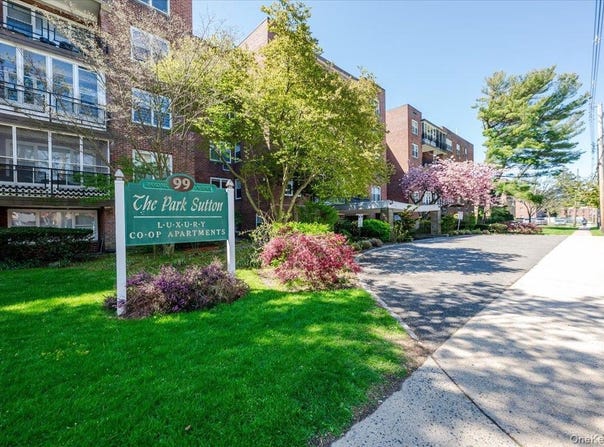 99 Randall Avenue, Freeport, NY 11520