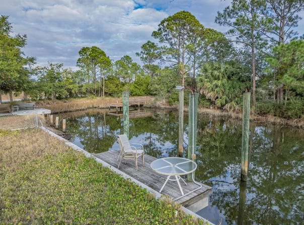 Blue Heron Way, Panacea, FL 32346