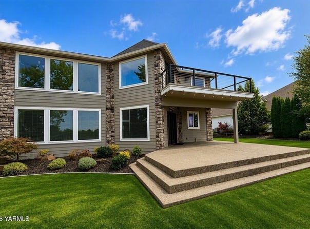 9503 Occidental Rd, Yakima, WA 98903