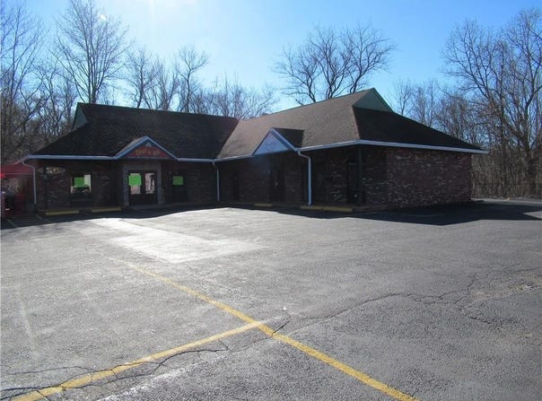 45 Quaker Lane, West Warwick, RI 02893