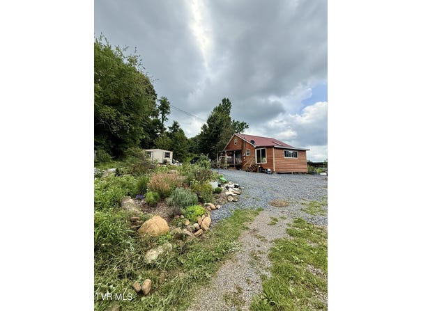 104 Eggers Lane, Elizabethton, TN 37643