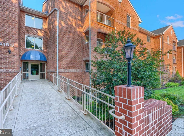 4100 CHARDEL Road, BALTIMORE, MD 21236