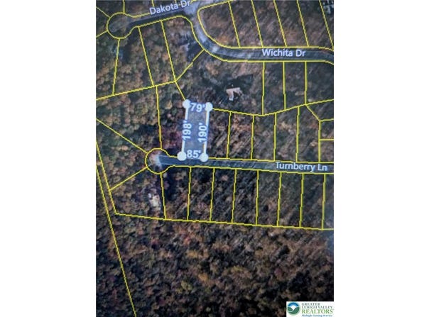 Turnberry Lane, Luzerne, PA 18202