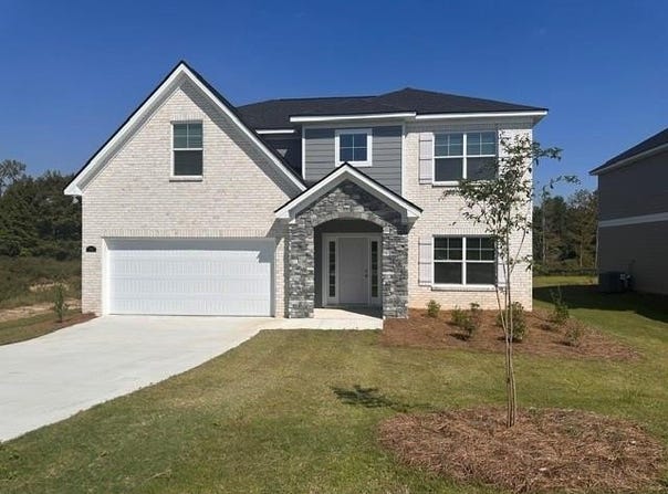 214 Black Oak Drive, Smiths Station, AL 36877