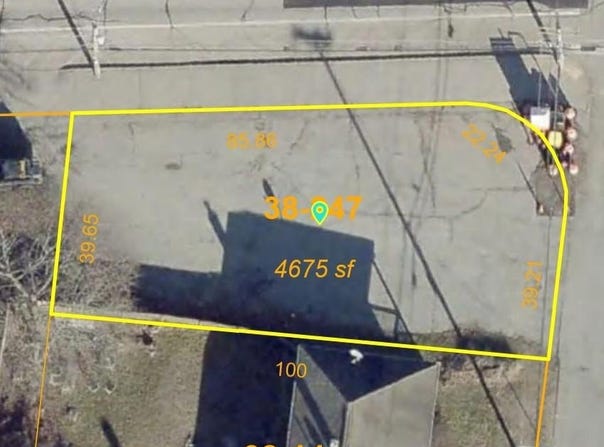 Diamond Hill Road, Woonsocket, RI 02895