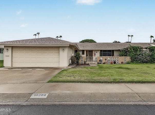 10208 W KINGSWOOD Circle, Sun City, AZ 85351