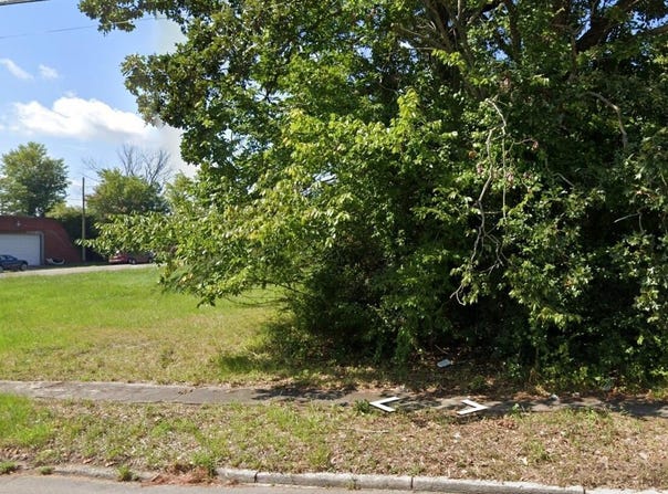 207 1st Street W, Ahoskie, NC 27910